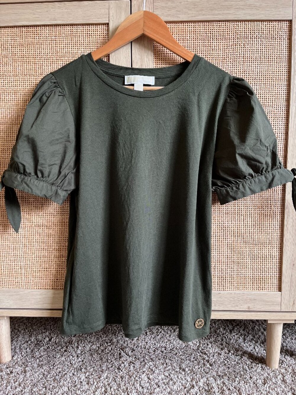 Michel Kors T-Shirt with Bow Sleeve Detail (Large)